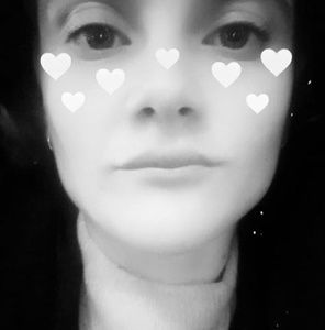 Meet your Posher, Marnie